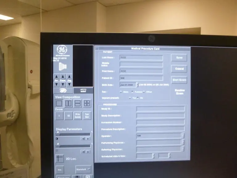 2009 GE Senographe Essentials – Digital Mammography unit, photo 4