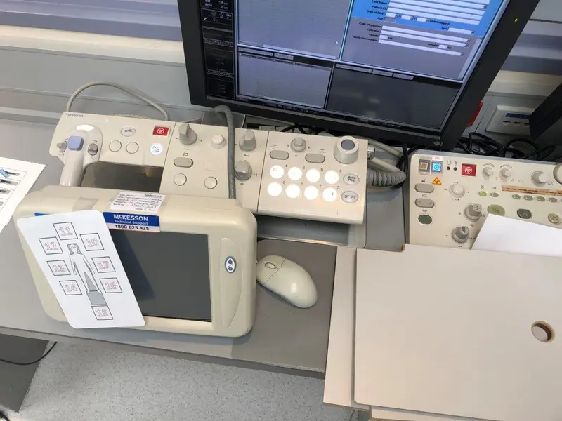 2007 Toshiba Infinix 8000 Cathlab, photo 3