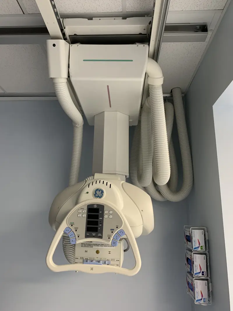 2009 GE Proteus X-Ray System with Ceiling Suspension, photo 3