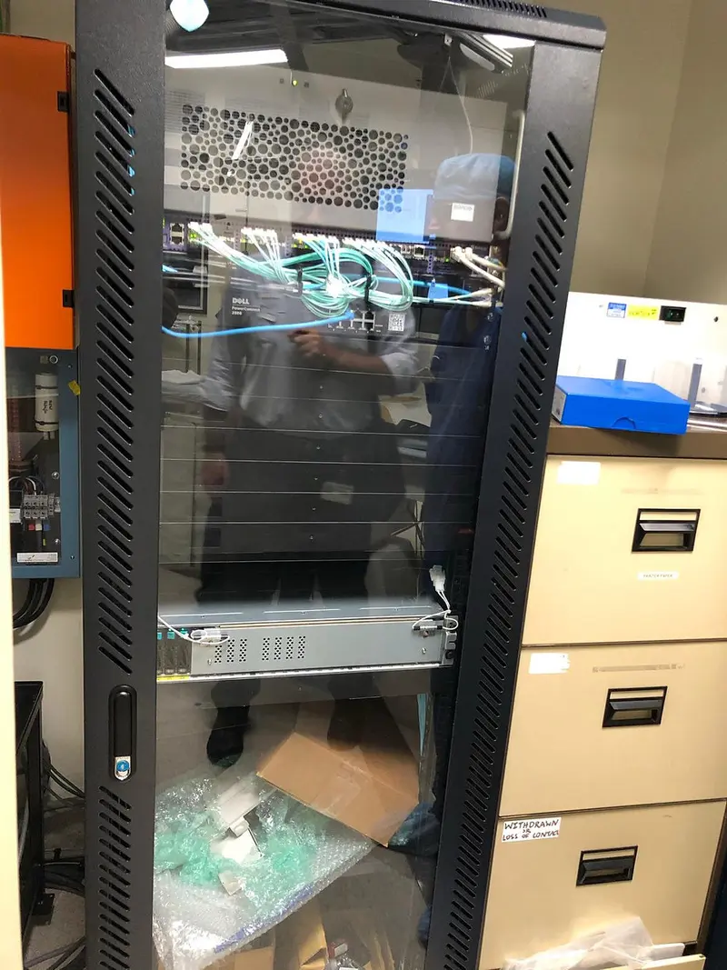 2014 Toshiba Infinix 8000, photo 2