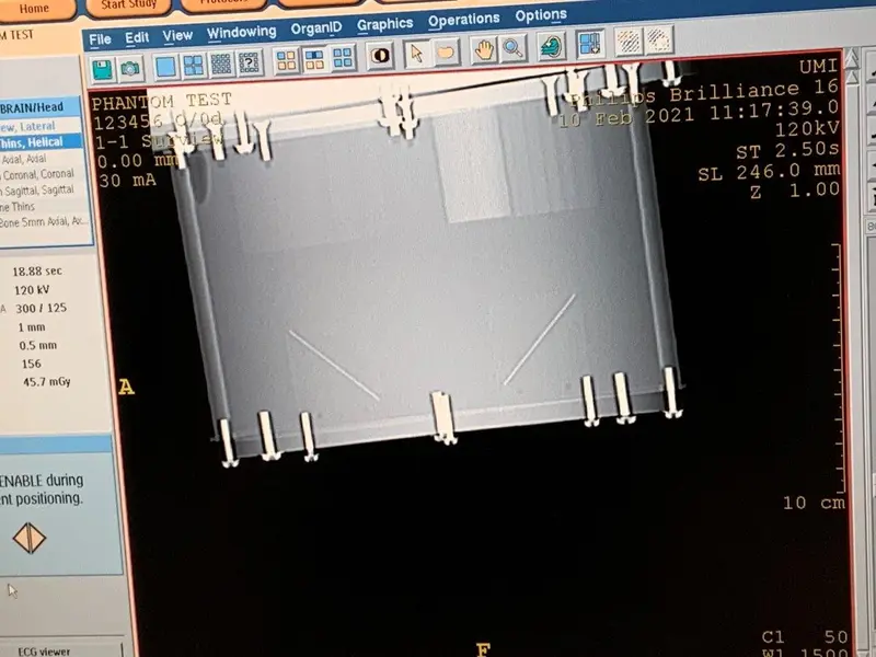 2011 Philips Brilliance 16, photo 3