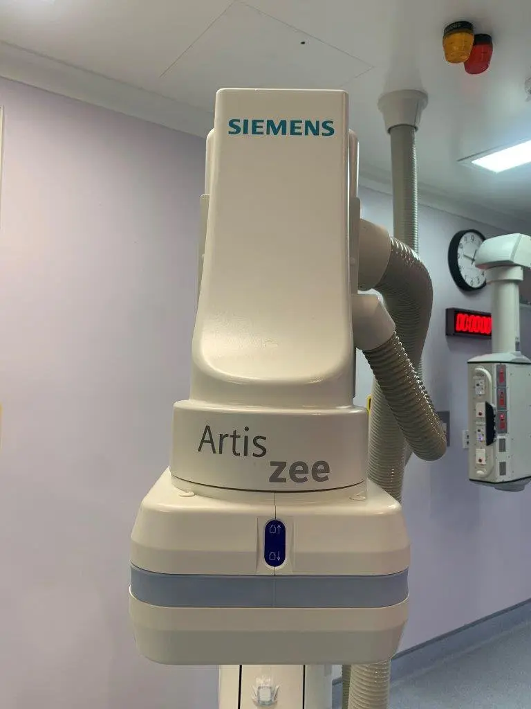 2010 Philips Siemens Artis Zee, photo 4