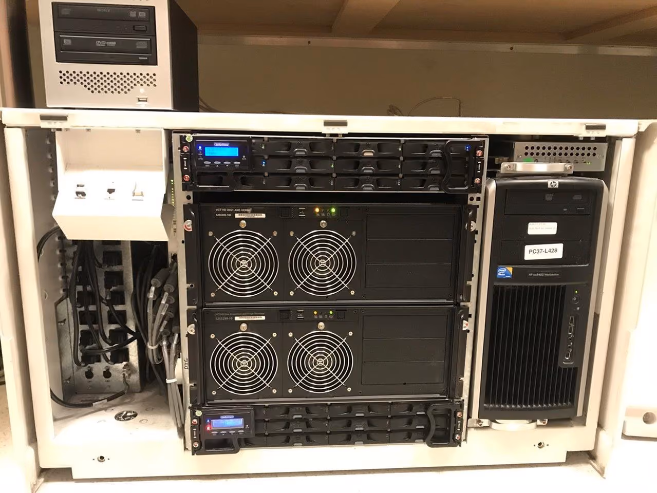 2010 GE Discovery 750HD 128 Slice, photo 8