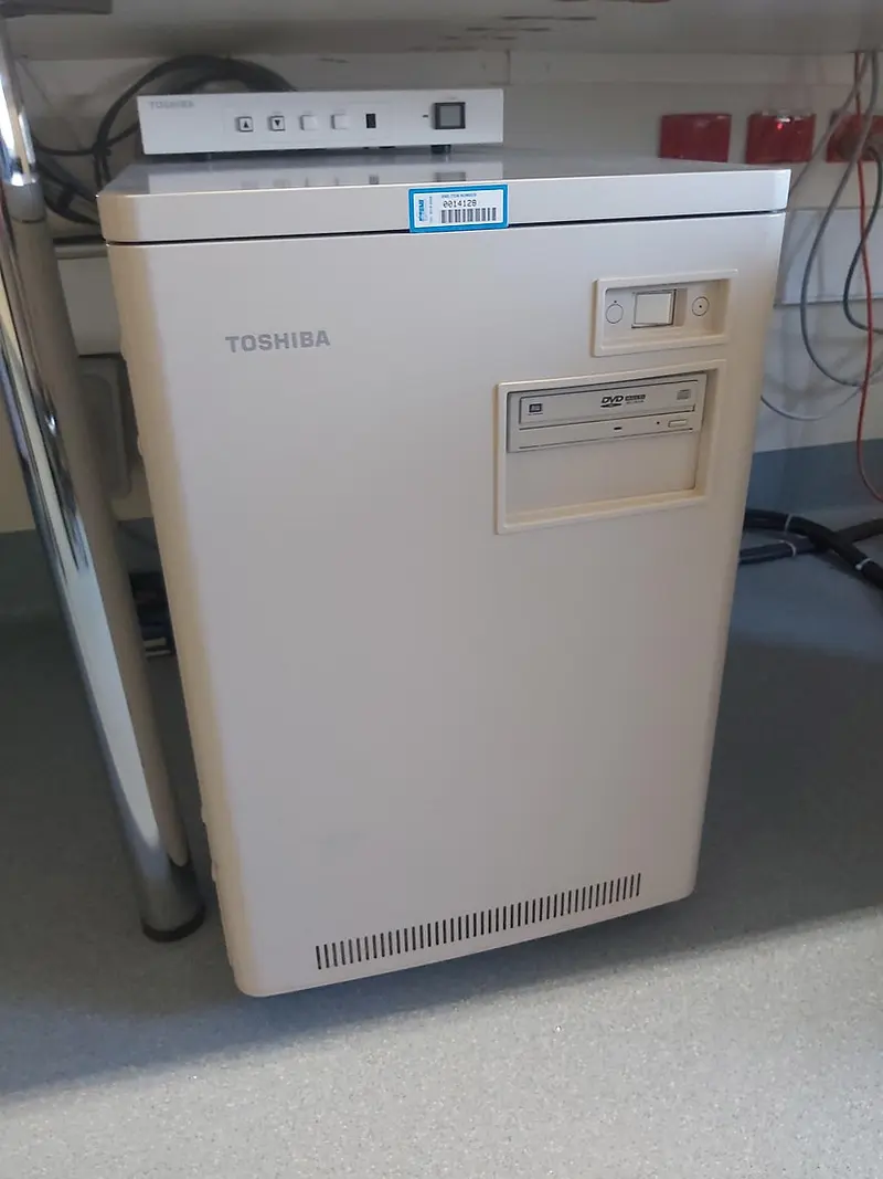 2010 Toshiba Aquilion 16 slice CT, photo 4