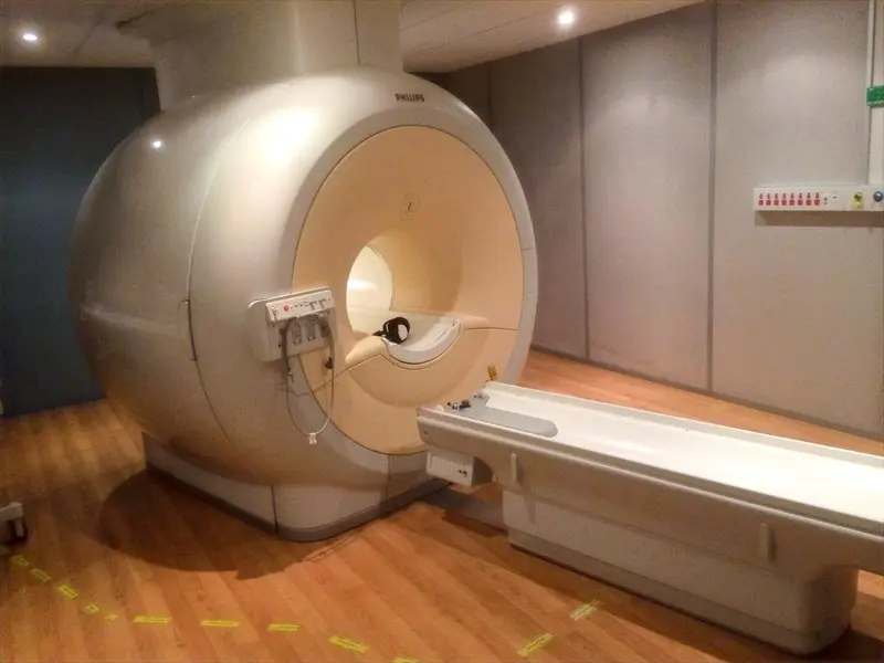 2010 Philips Achieva XR 1.5T, photo 1