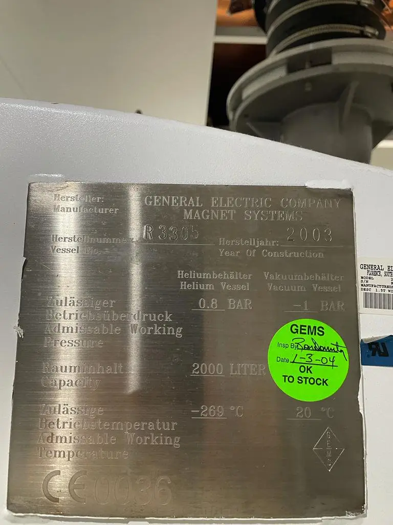 2003 GE 1.5T HDx MRI, photo 2