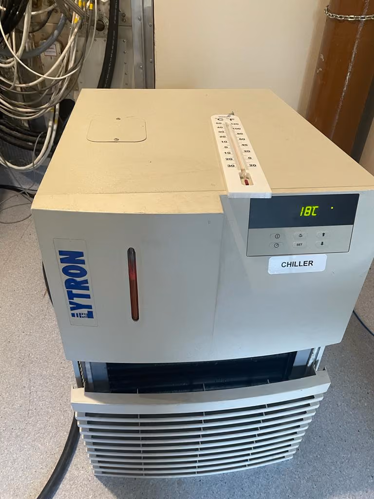 2003 GE 1.5T HDx MRI, photo 7