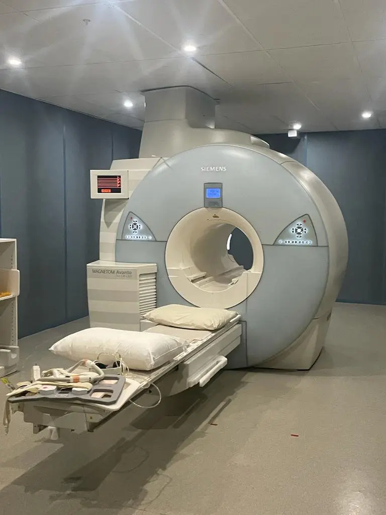 2004 Siemens Avanto 1.5T, photo 1