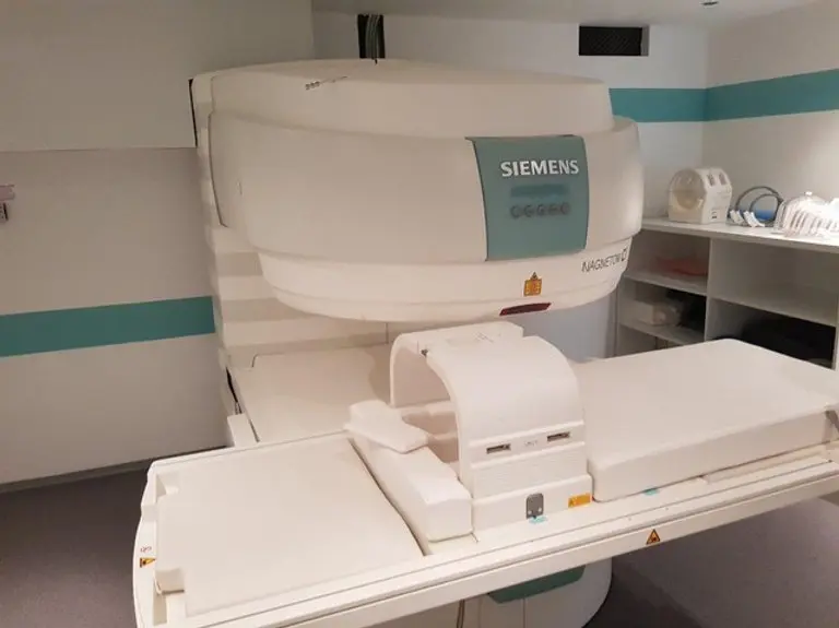 2013 Siemens Magnetom C 0.35T, photo 2