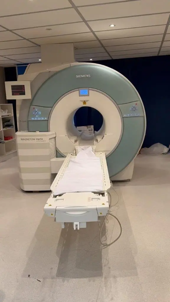 2011 Siemens Verio 3.0T, photo 1