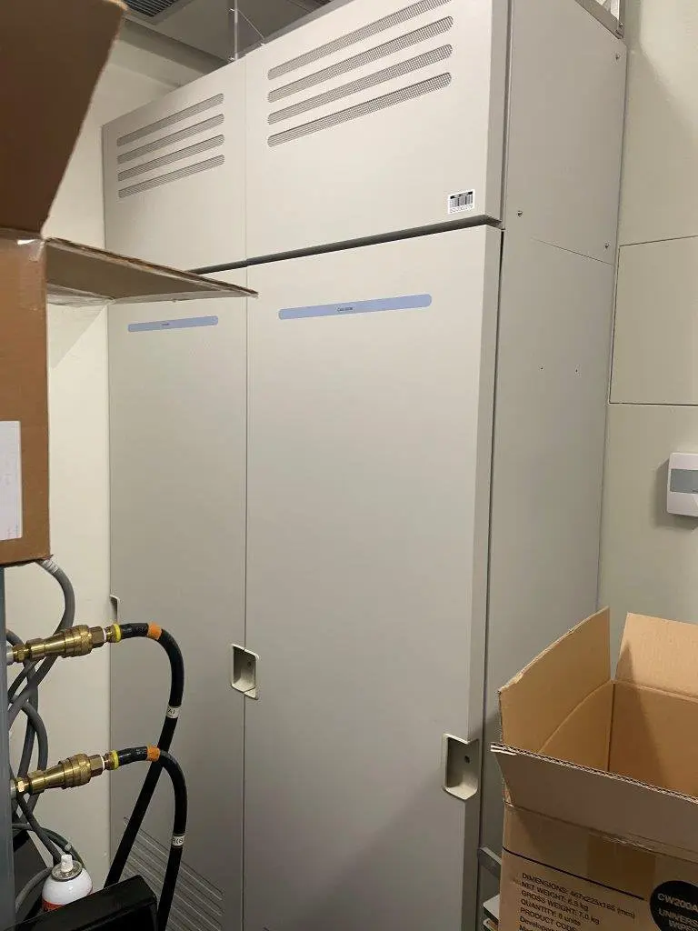 2012 Toshiba Infinix 8000D Cardiac Bi-Plane, photo 3