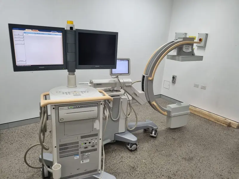 2012 Philips BV Veradius, photo 2
