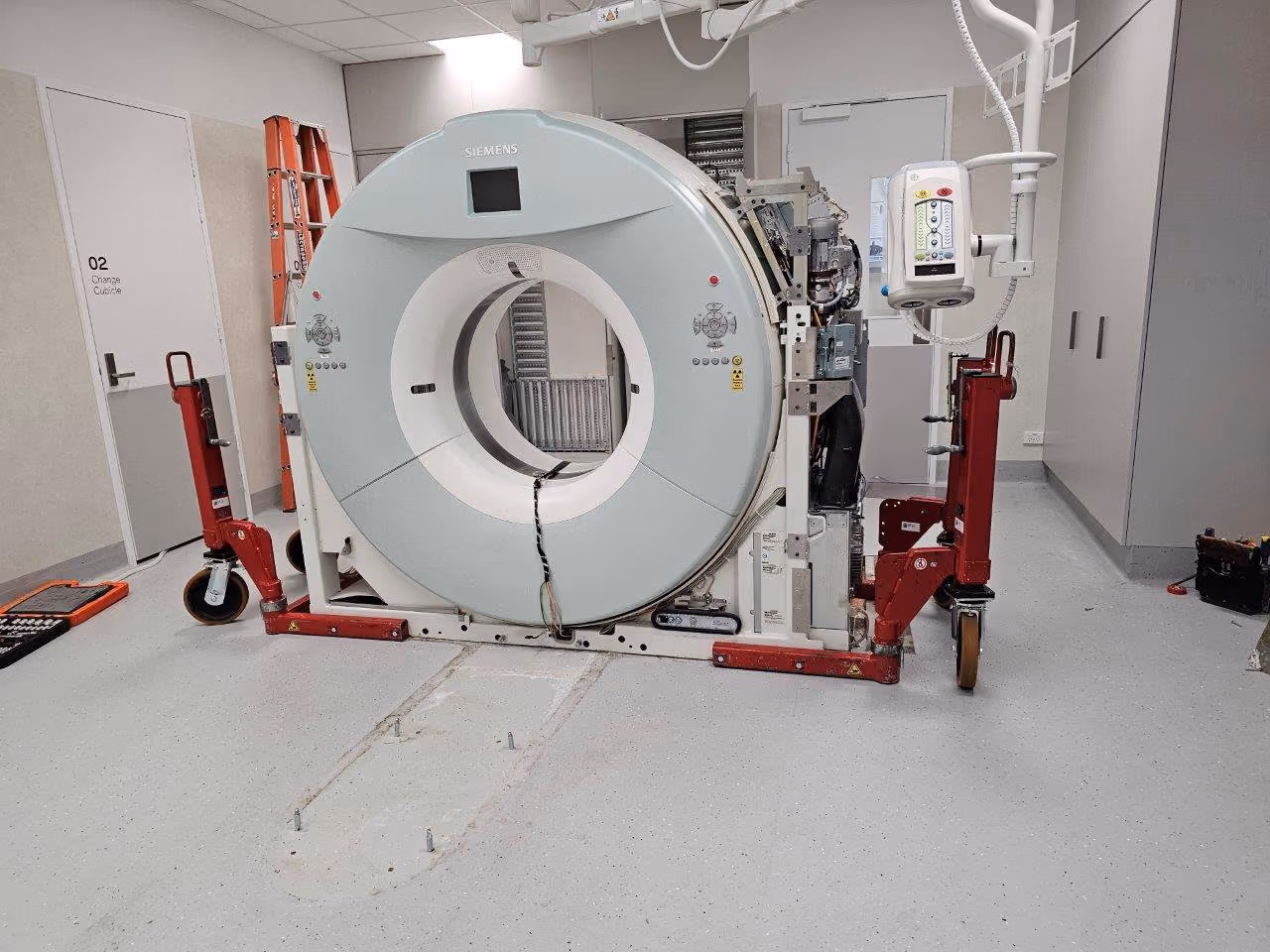 2009 Siemens Somatom Definition AS 64 Slice, photo 10