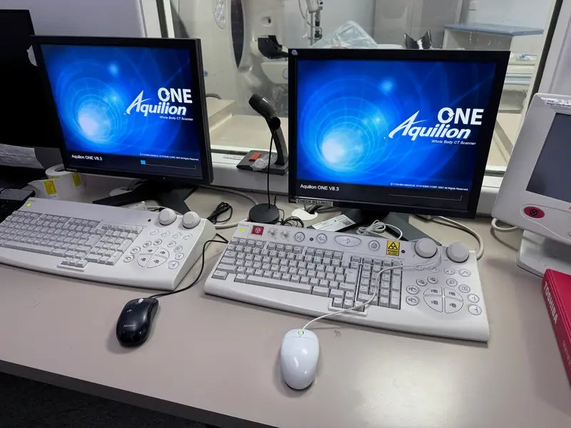 2015 Toshiba Aquilion One 640 Slice, photo 4