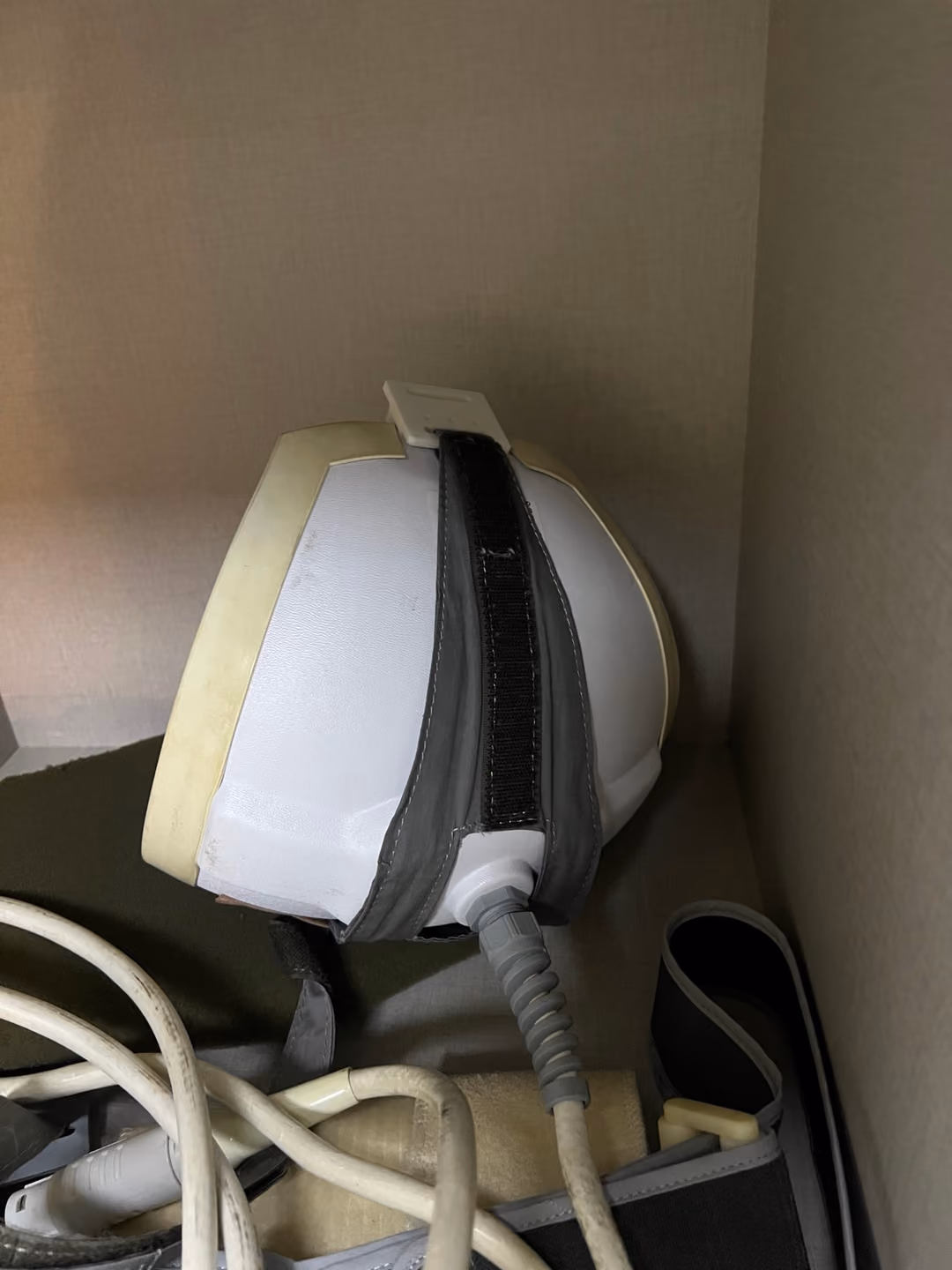 2011 Hitachi Airis Vento 0.3T, photo 10