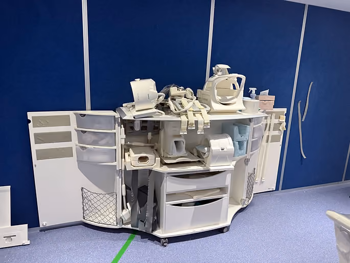 2012 Siemens Spectra 3T MRI, photo 5