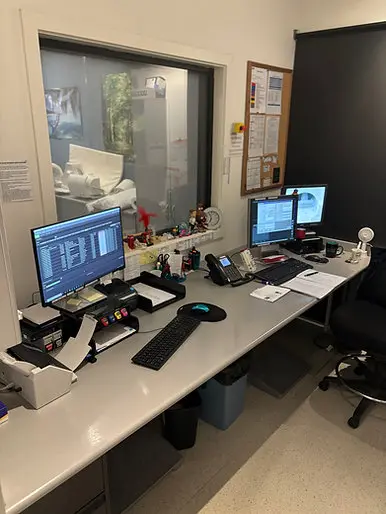 2010 Siemens Essenza 1.5T, photo 3