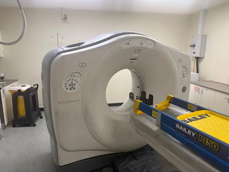 2010 GE Discovery 750HD 128 Slice, photo 2