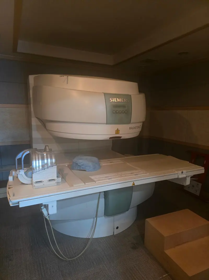 2008 Siemens Magnetom C 0.35T, photo 1