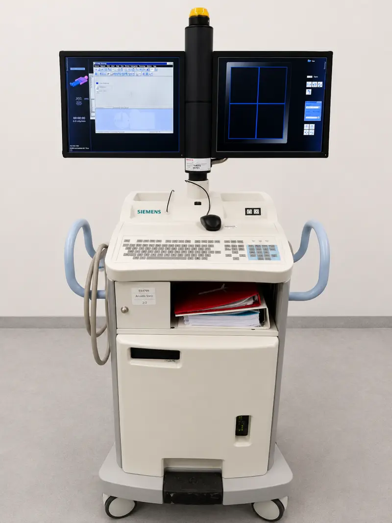 2014 Siemens Arcadis Varic, photo 2