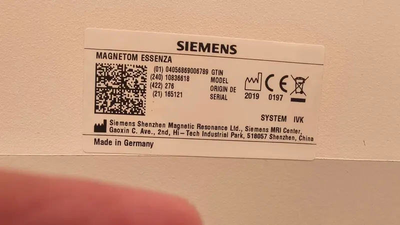 2009 Siemens MAGNETOM Essenza 1.5T MRI, photo 2