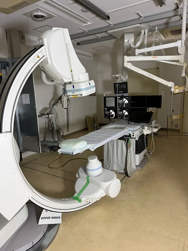 2010 Siemens AXIOM Artis dBC, photo 2