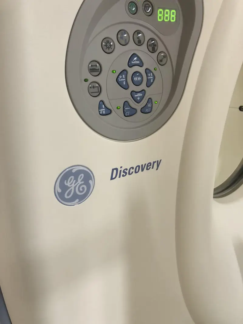 2009 GE Discovery ST 8 Slice, photo 4