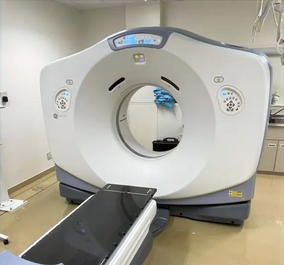 2011 GE Optima 580W 16 Slice, photo 1